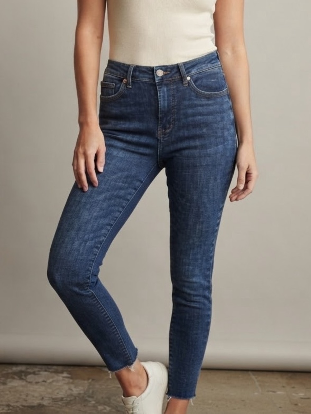 Judy Blue High-Rise Skinny Jeans in Dark Blue Wash Size 7